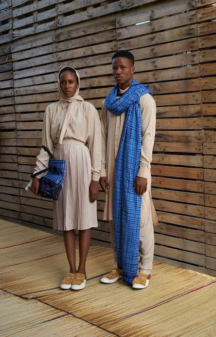 images2712671877668955791