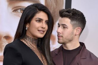 priyanka chopra and nick jonas attend the premiere of news photo 1153591763 1559645454