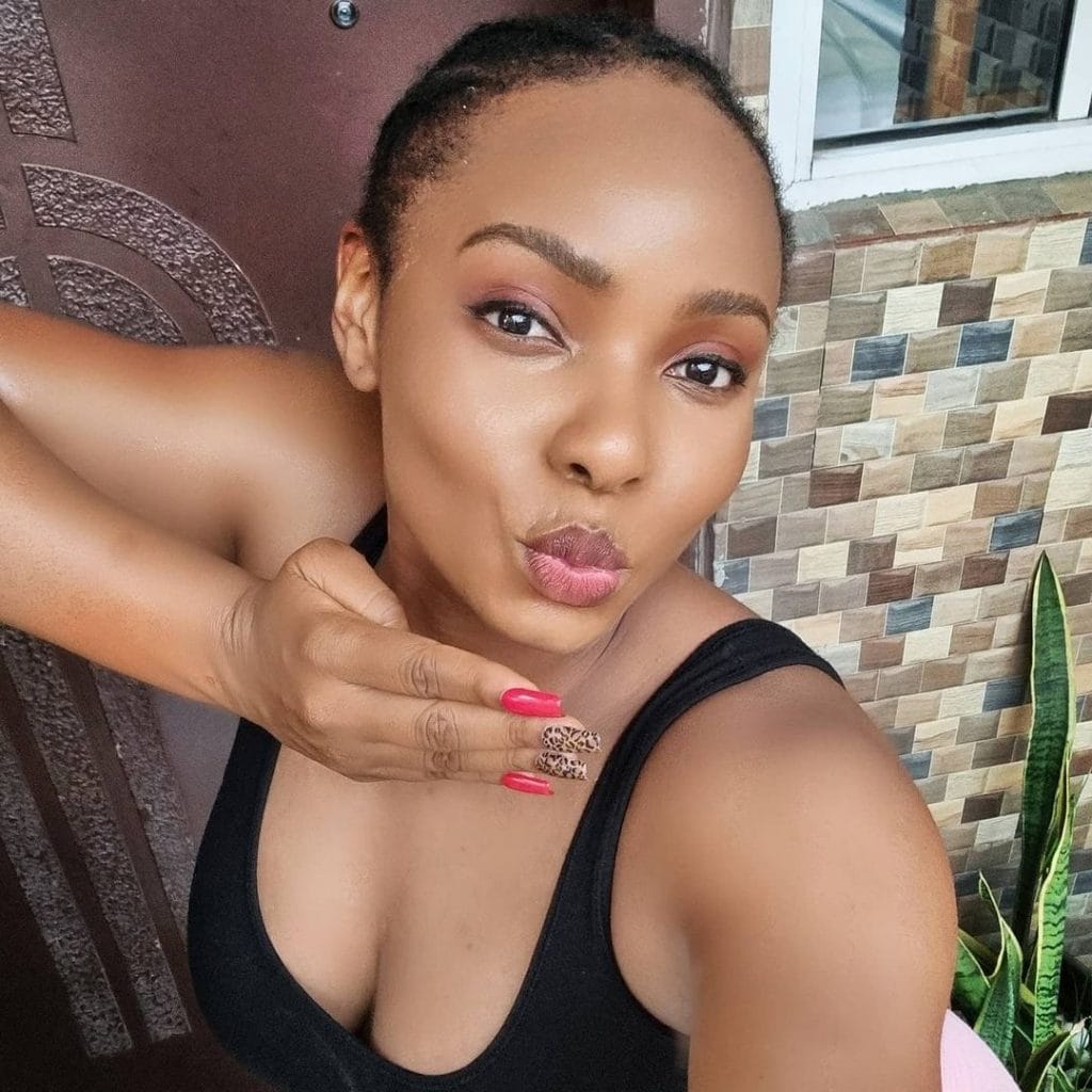 Yemi Alade 2