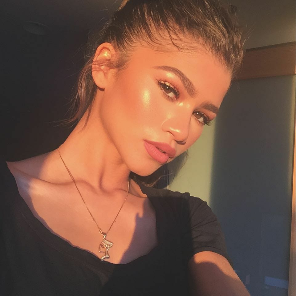 zendaya HvWKJmBW
