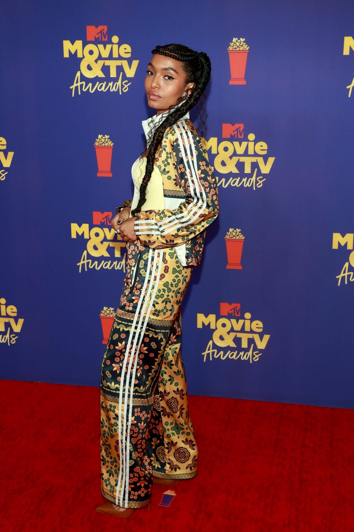 yara shahidi mtv movie tv awards adidas tracksuit281129 scaled