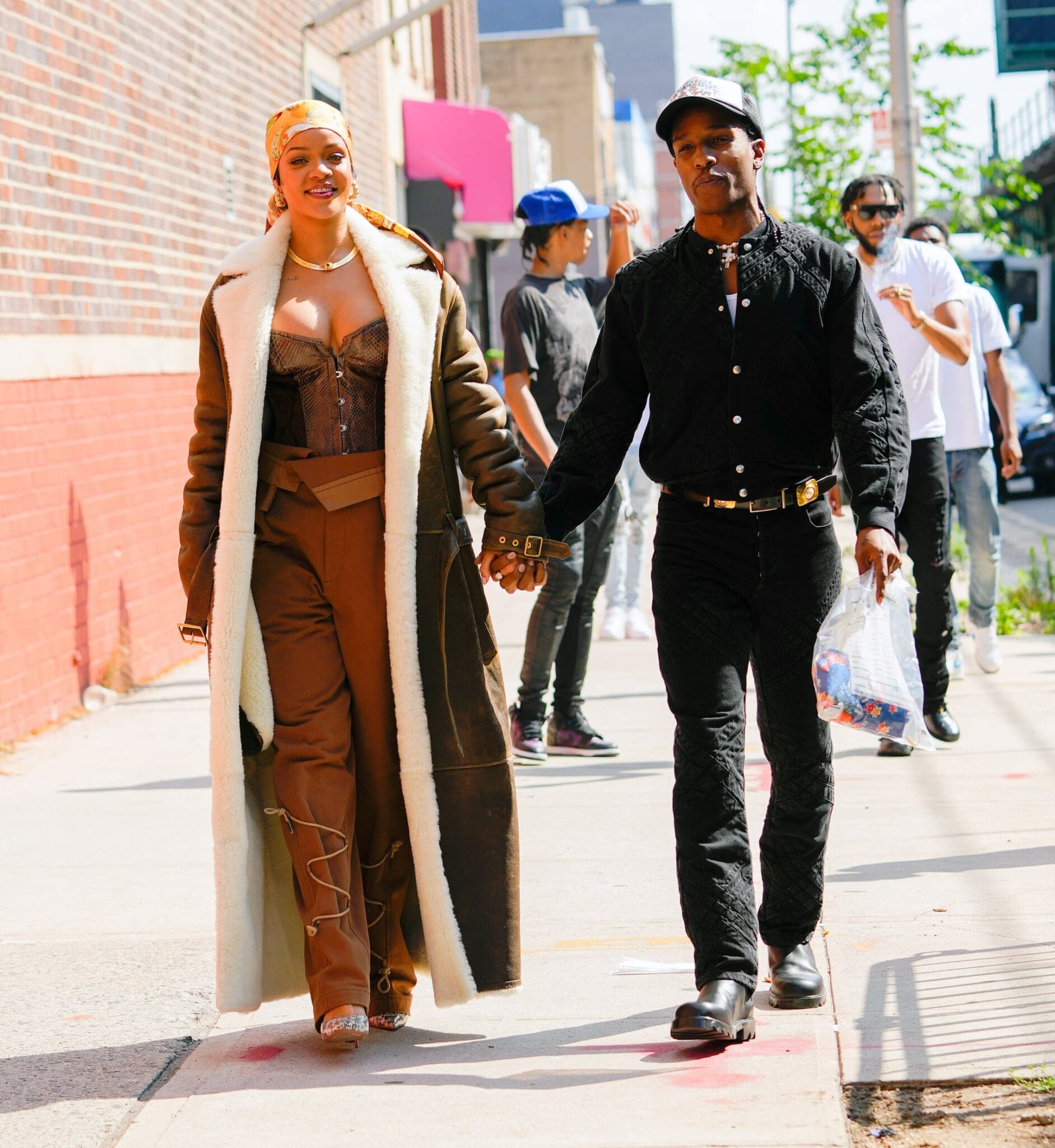 Thanks To A New Music Video We Get A Taste Of Rihanna A Ap Rocky S Relationship Glamcityz