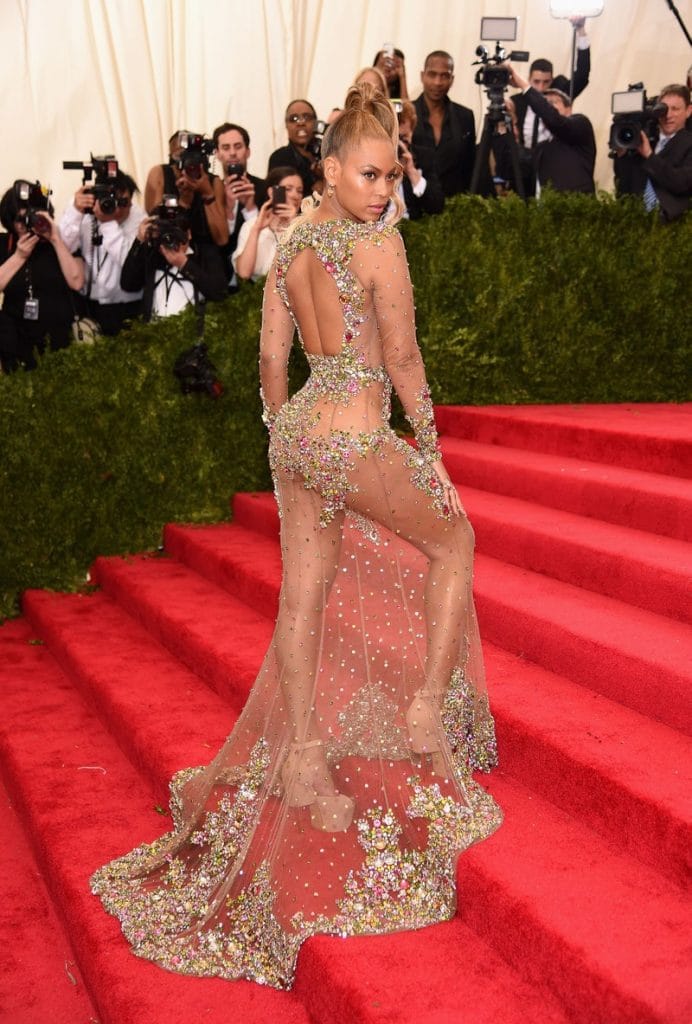 11 looks de gala mais icônicos de todos os tempos 12 icônico met gala looks 2015 beyonce