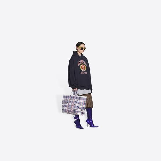 Balenciaga Sells Popular 'Ghana Must Go' Bag For Over N860k — Nigerians Reacts 2 images 2021 09 01T090809.829
