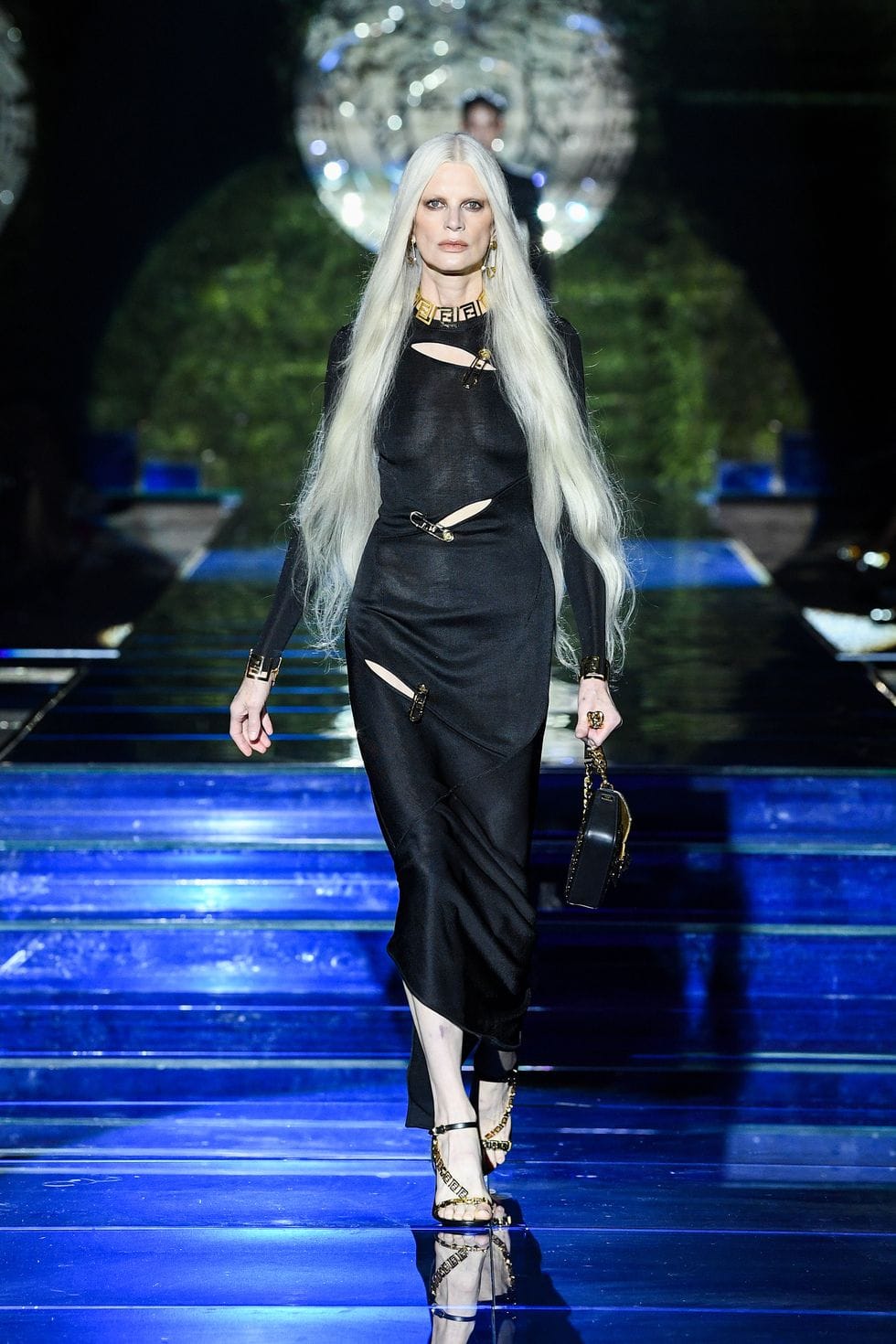 look 1 jpg 1632760829