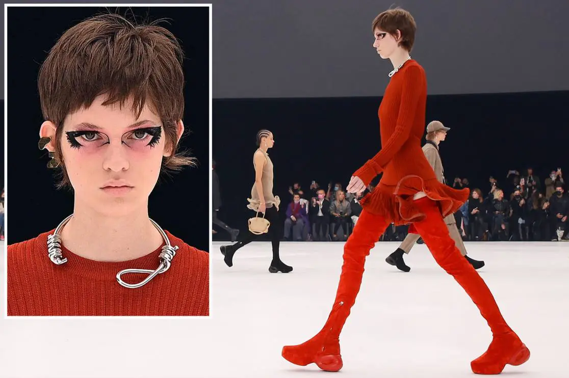 Givenchy compress19
