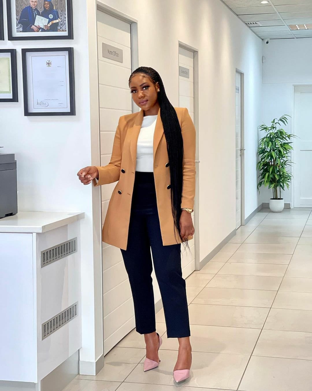 Style Inspo: 6 Ways to Slay Blazers Effortlessly 4 amesho281295448590417564374521.