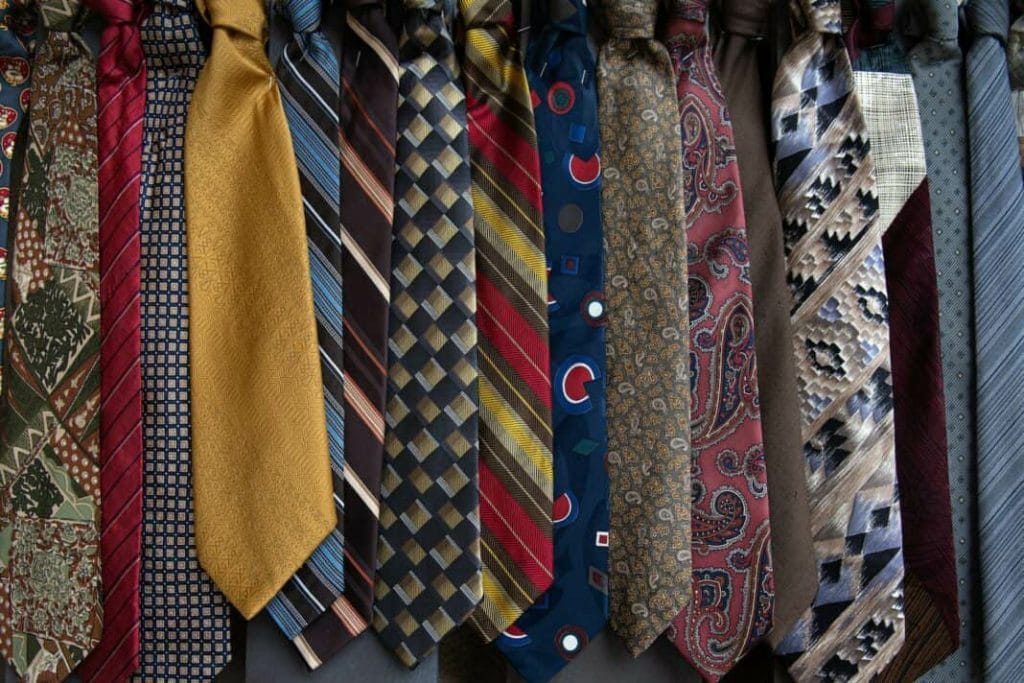 How to Dress Well — 8 Rules All Men Should Learn 6 tim mossholder nggi iazzeg unsplash 1068x7122399868141031155754 1
