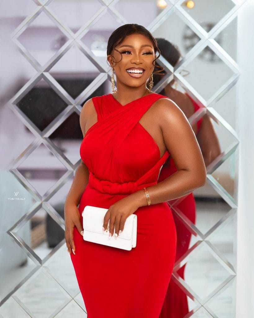 As 5 principais celebridades nigerianas com o sorriso mais lindo 4 ariyiikedimples 16388690280772421239551221099352101