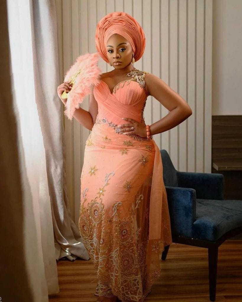 asoebibella 16411056246515965741509068559221576