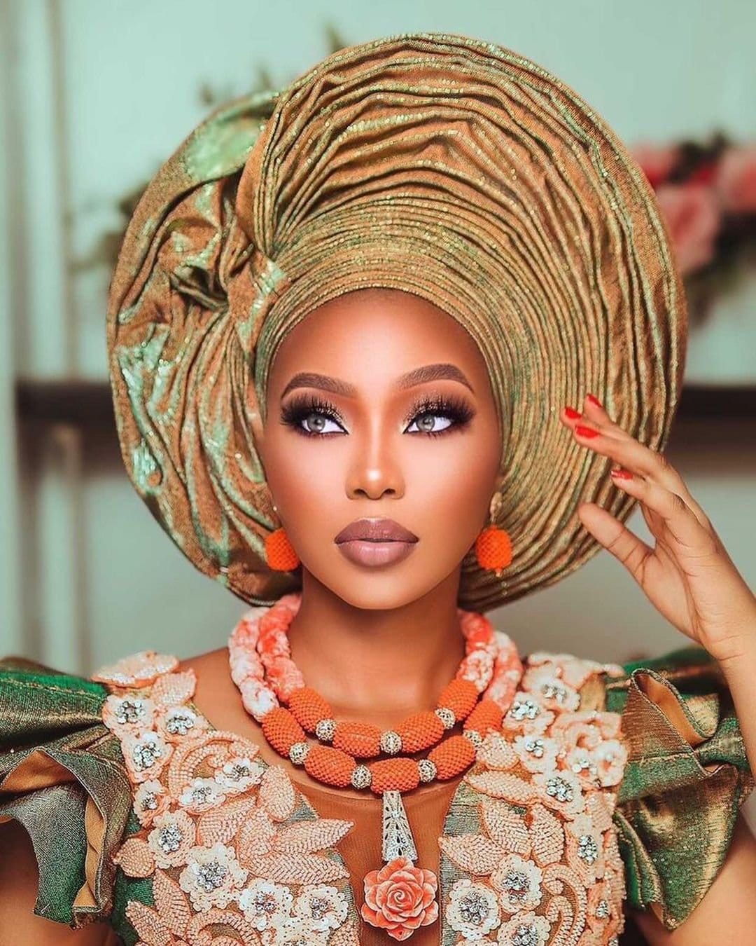 beauty look4092929 1013400915939451 519493595024638600 n7078816709881829643