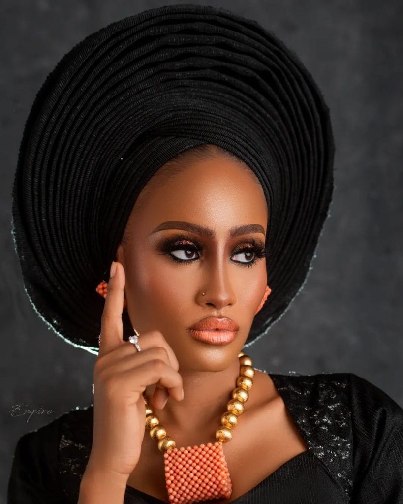 emp pixel beauty look4