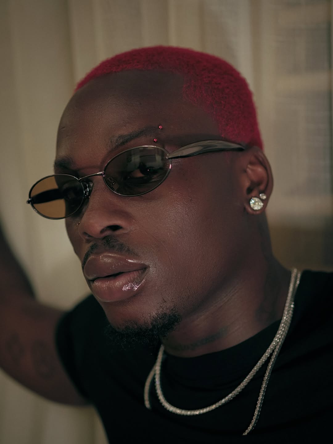 Fireboy DML’s Burgundy Buzz Cut Is the Hair Inspiration You Need