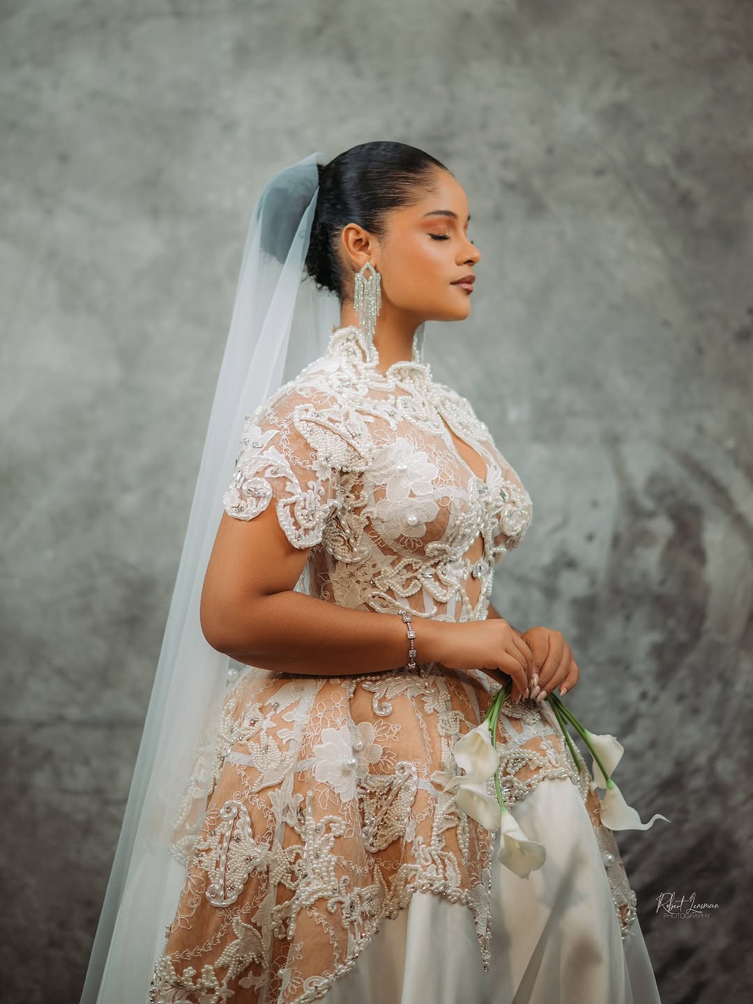 This Vintage Bridal Look on Shine Rosman Is Giving Timeless Luxury