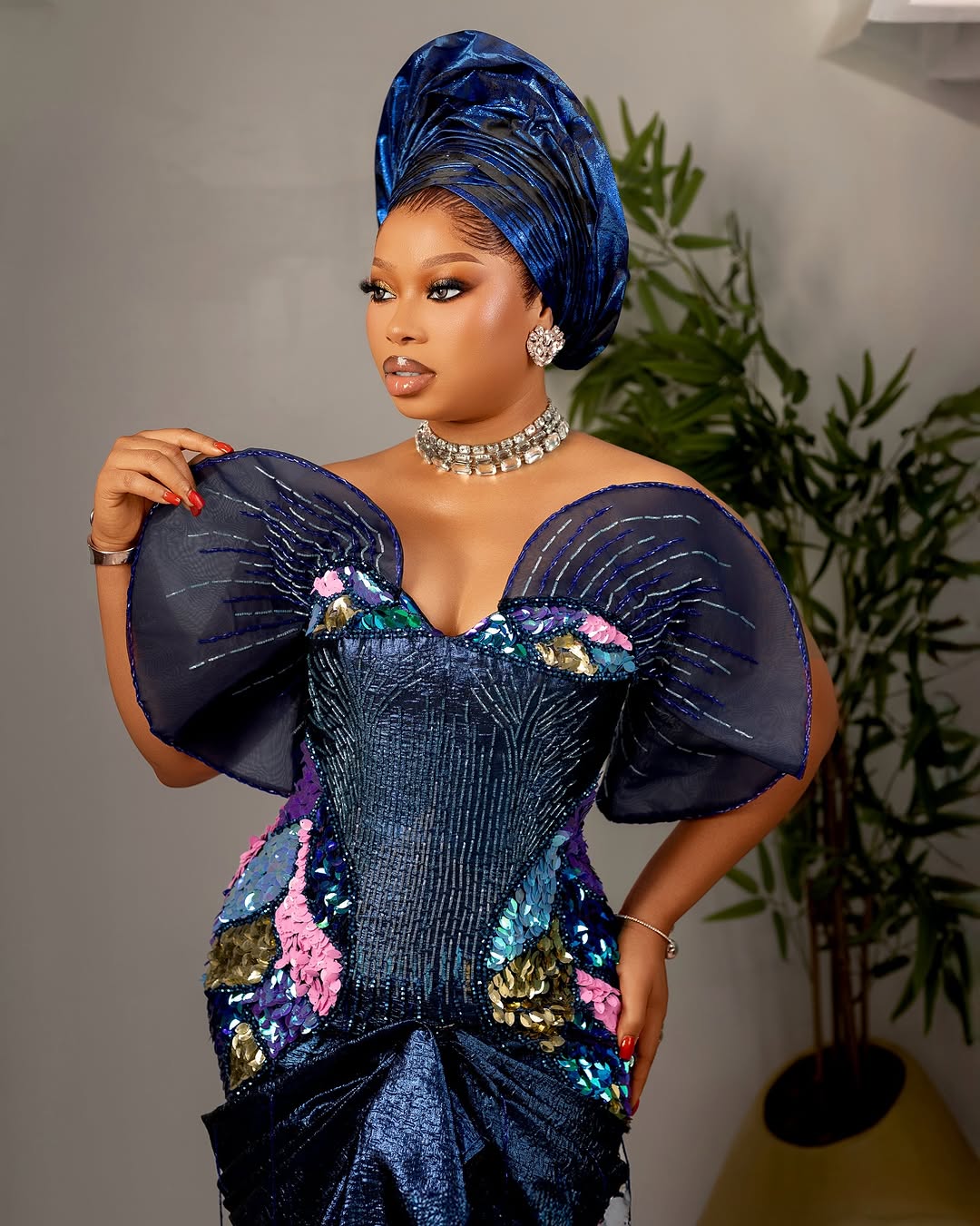 Step Into Style With This Bold Blue Bridal Look That Screams Elegance