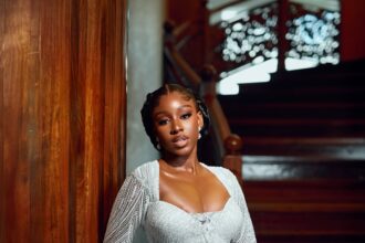 Unlock Your Bridal Glow With This Dreamy White Wedding Inspiration