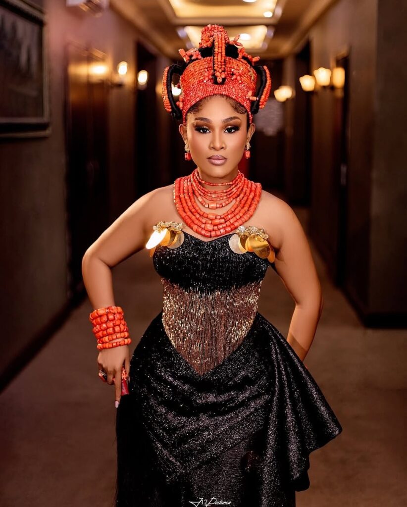Black Edo Traditional Bridal Look15
