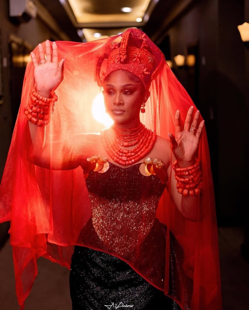 Black Edo Traditional Bridal Look17