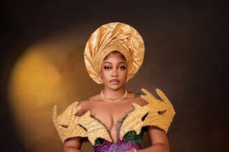 Turn Up the Glam With This Beautiful Traditional Gold Bridal Style