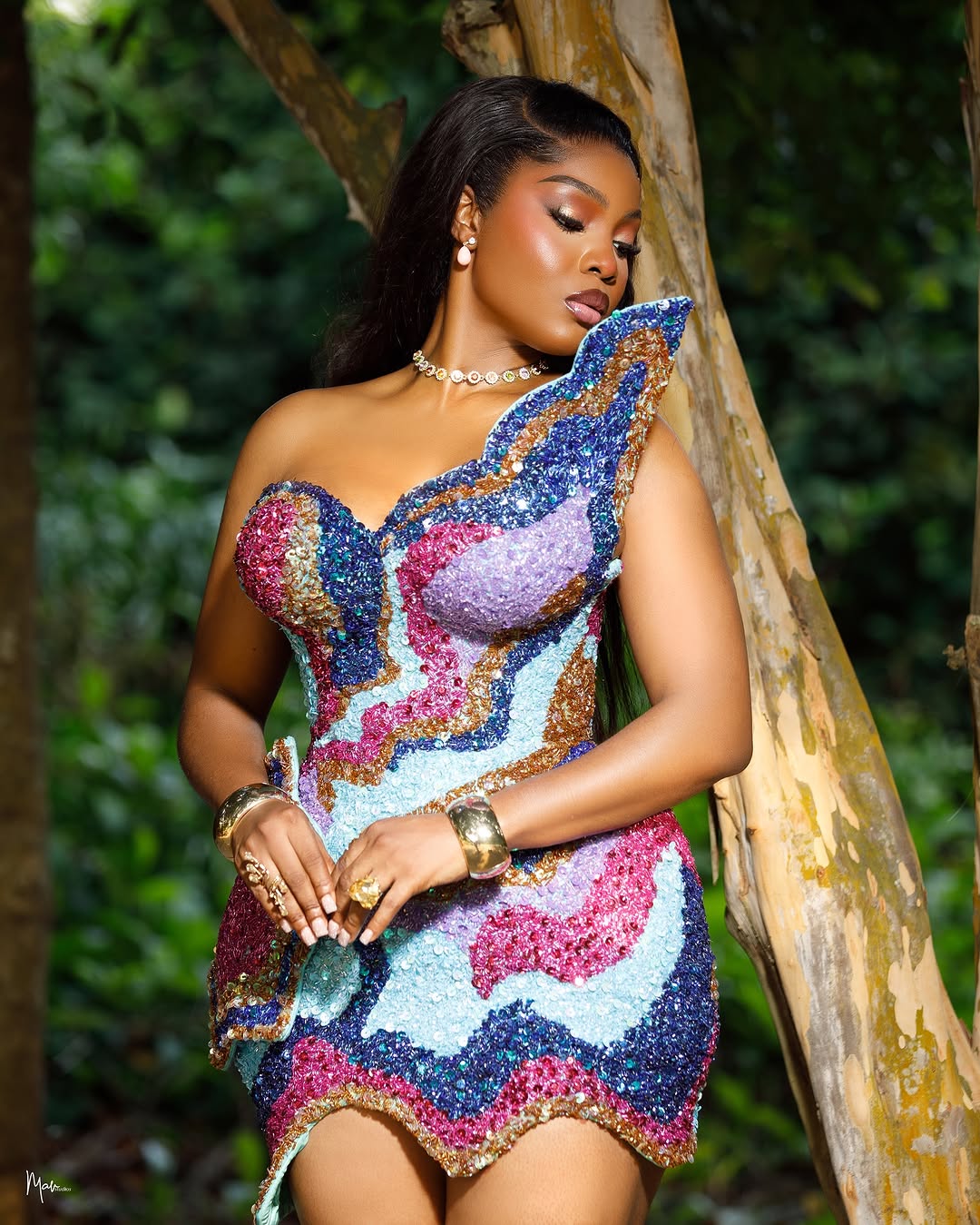 Hey Bride! Want to Shine After the Wedding? This Colourful After-Party Look Is for You