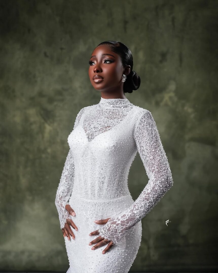 If You’re Ready for “I Do,” This White Wedding Dress Will Leave You Speechless