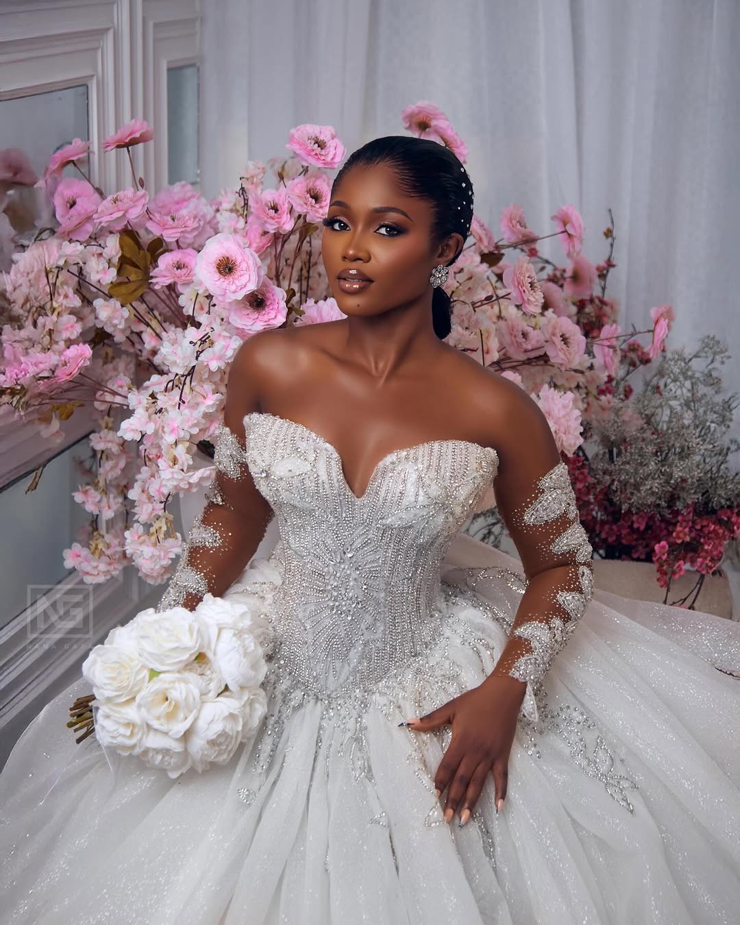 Make Your Big Day Feel Like a Fairytale With This Eye Catching White Wedding Look