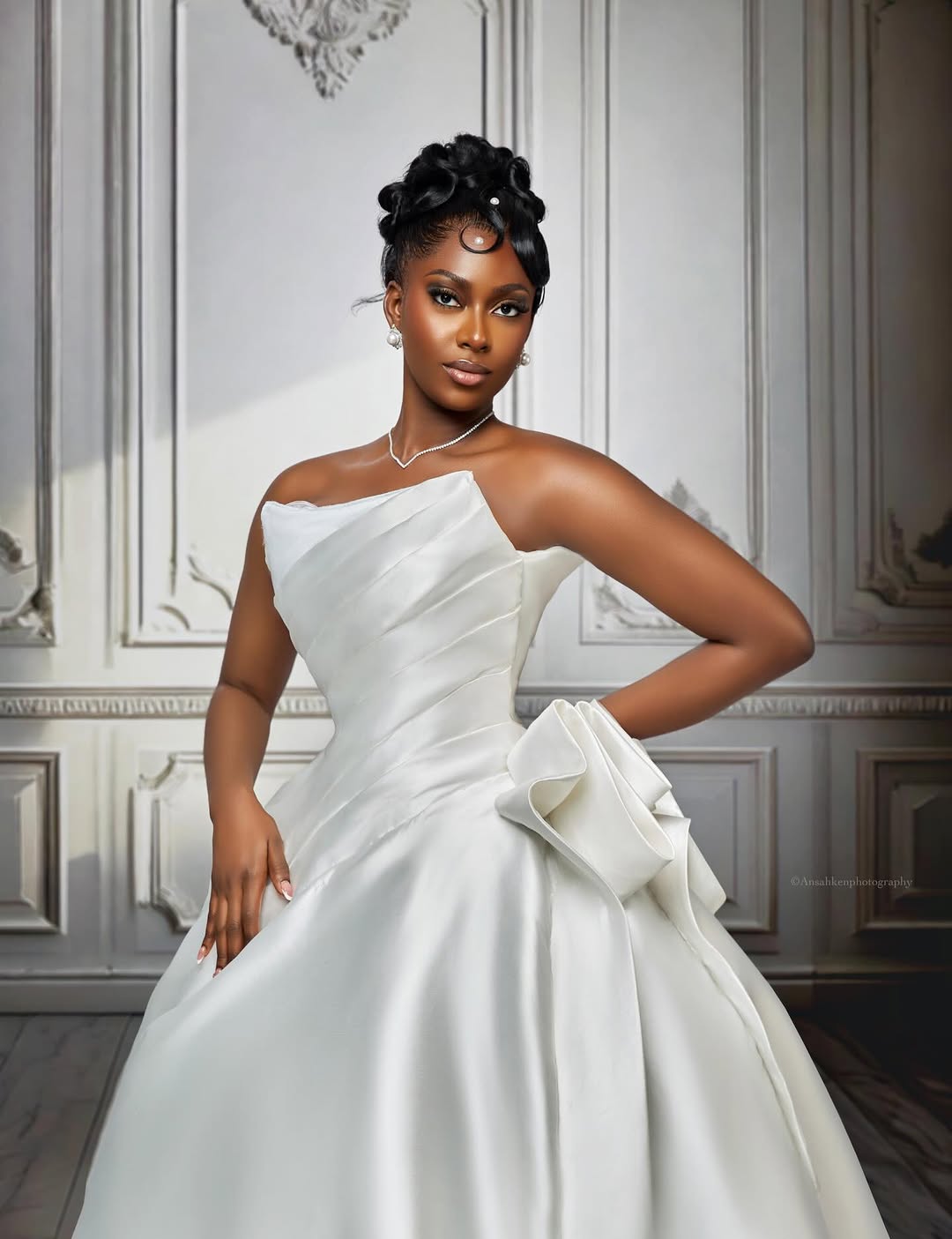 Simple, Elegant, and Beautiful! This White Wedding Look Is Every Bride’s Dream