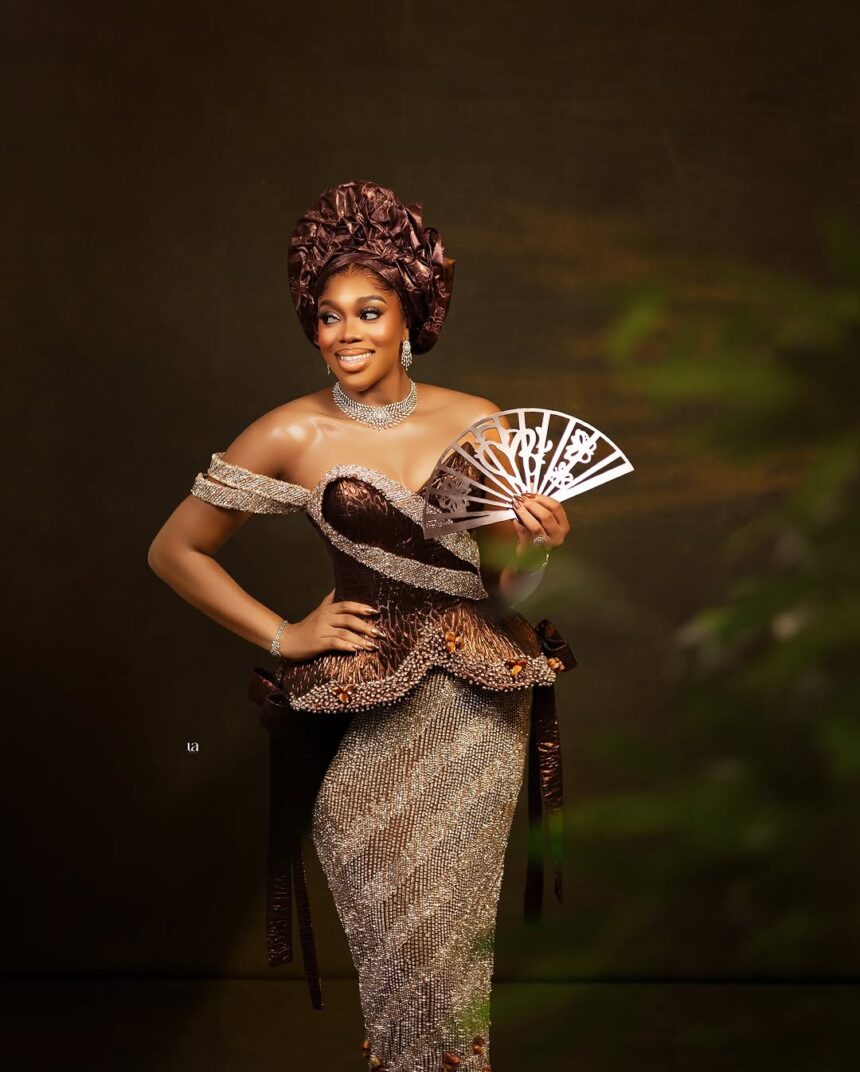 Brown, Bold and Beautiful! This Stunning Traditional Wedding Look Will Steal Your Heart