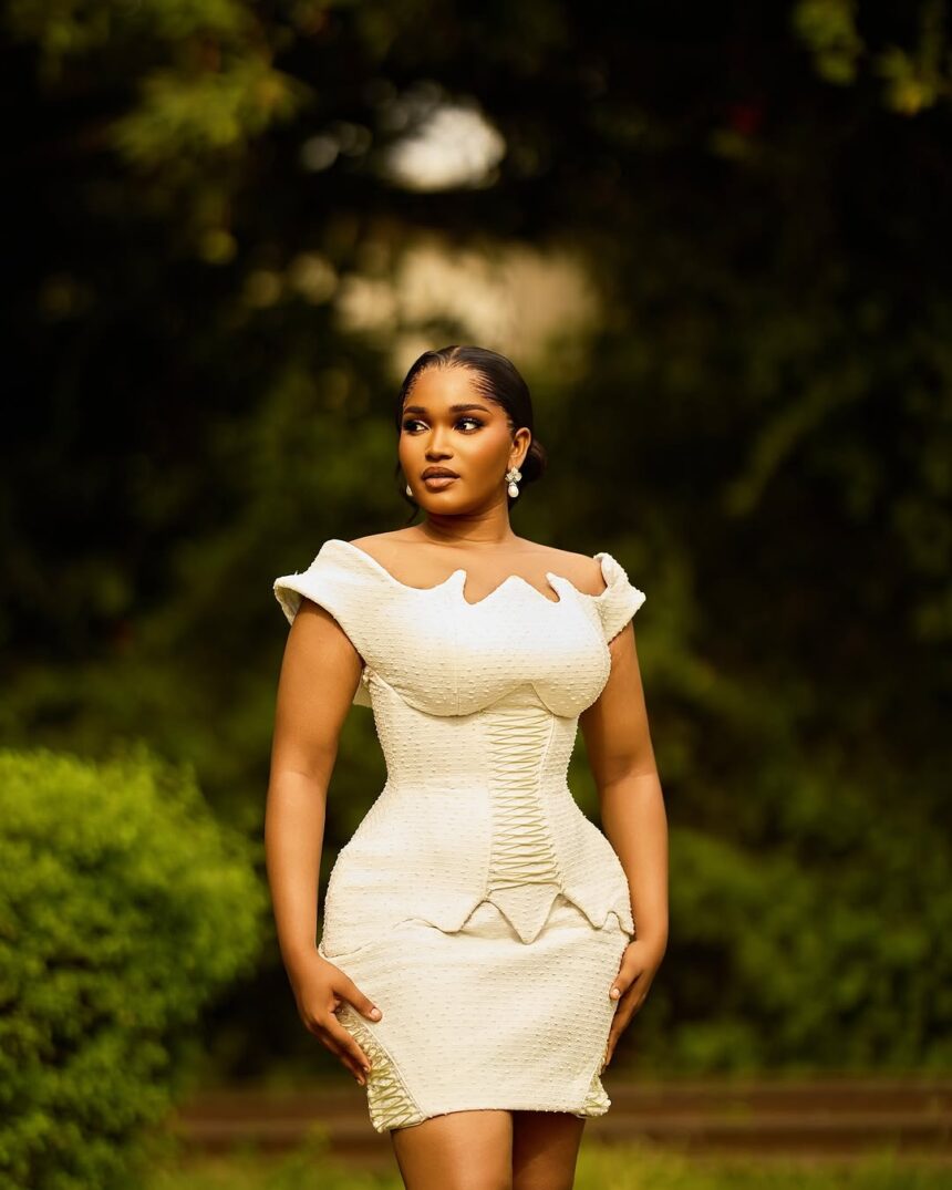 Modern, Classy, and Timeless! This Civil Wedding Bridal Look Is Everything a Bride Could Want