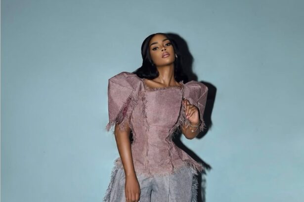 This Elegant Tweed Outfit Is the Confidence Boost You Didn’t Know You Needed