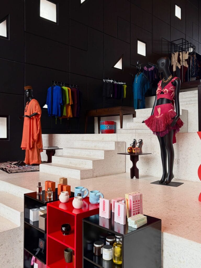 Alára Best Fashion Stores in the World